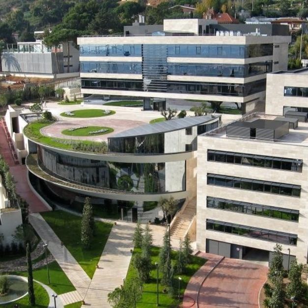 IESE Business School