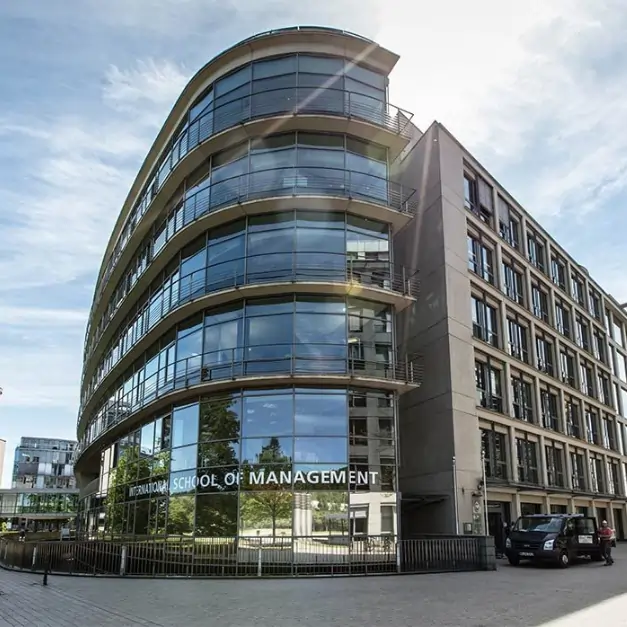 International School of Management